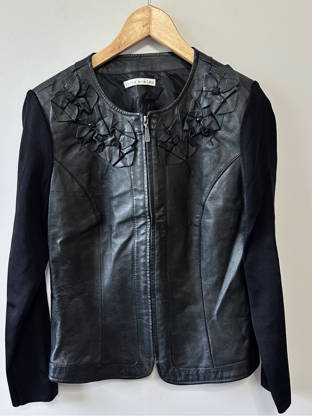 Genuine Leather Floral Applique Knit Black Full Zip Sweater Women’s small layer - Picture 4 of 9